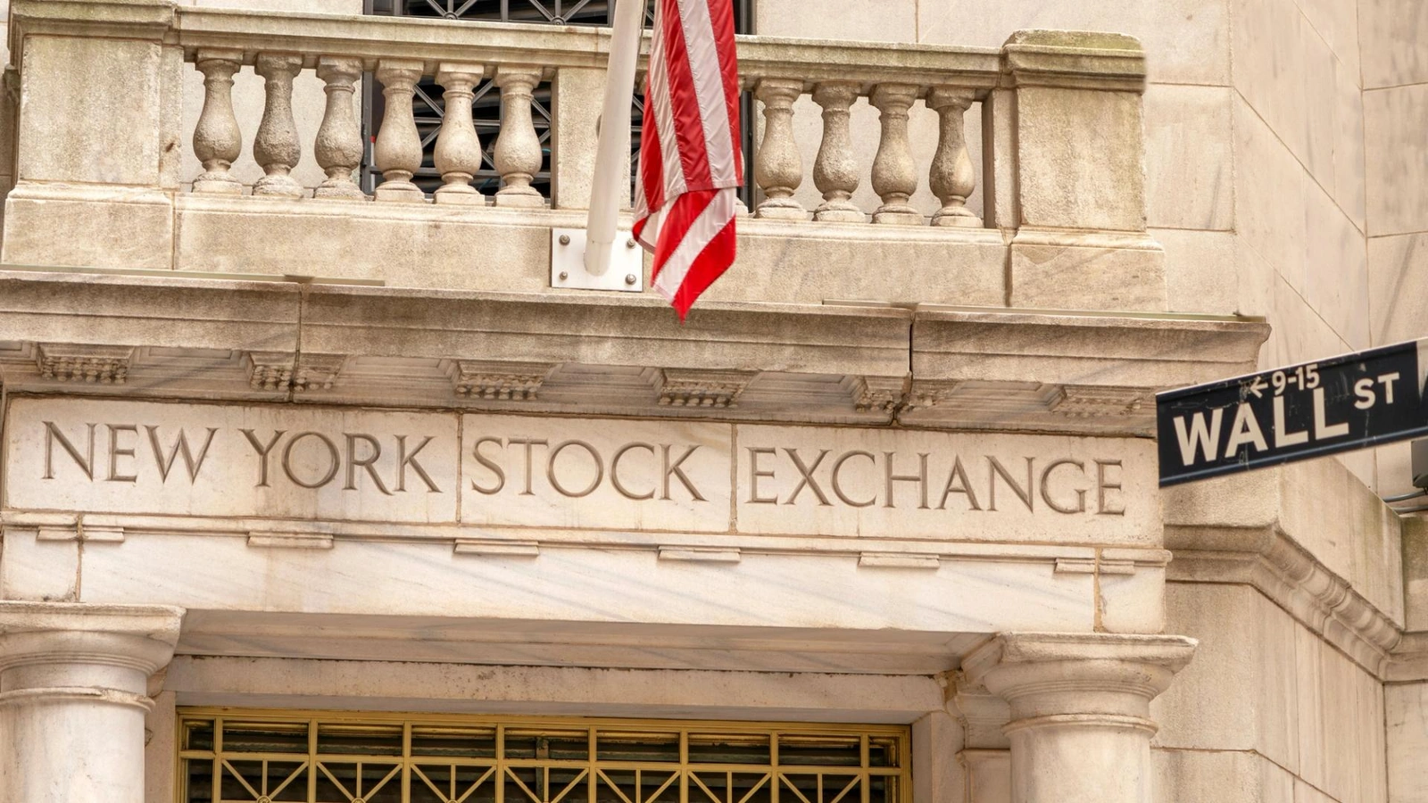 Stablecoin payments firm RedotPay put its $1B U.S. IPO on hold.